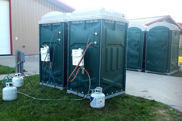 Carmel Indiana Portable hot water showers for rent